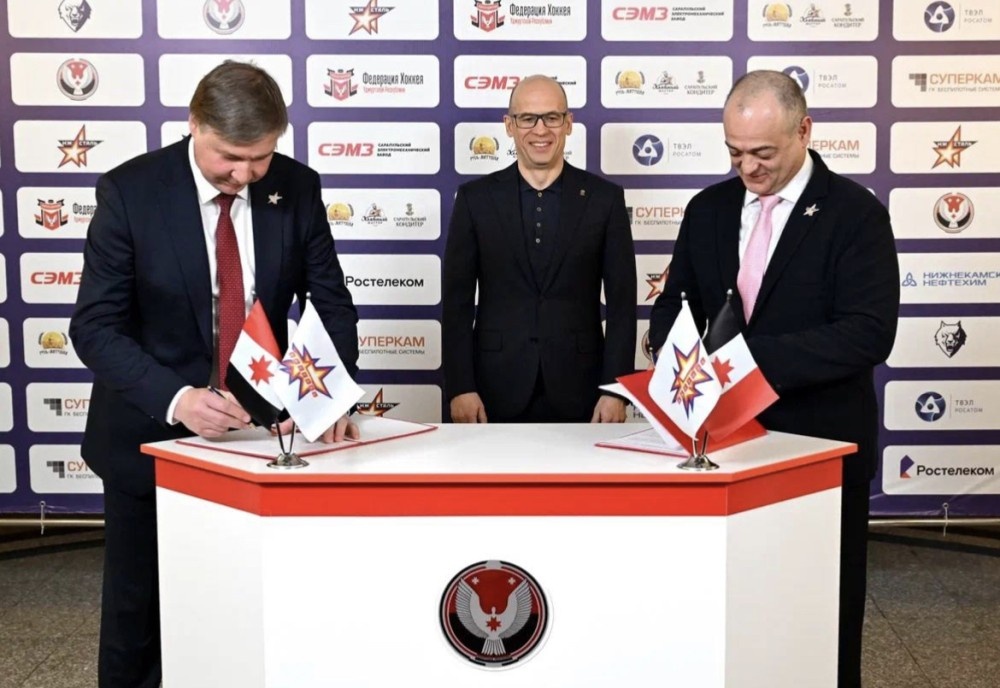    ХК "Ижсталь" продлил контракт с главным тренером Рамилем Сайфуллиным