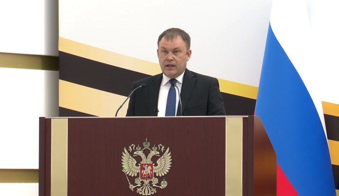    Глава Кузбасса в ежегодном отчете рассказал о "беспощадном" кризисе угольной промышленности. Фото: фрагмент трансляции на Rutube