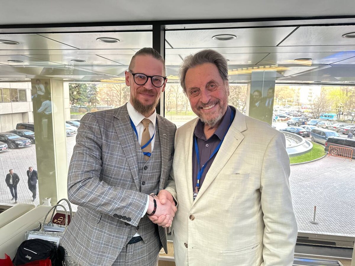 Марк Давыдов и Эррол Маск на Международном экономическом форуме