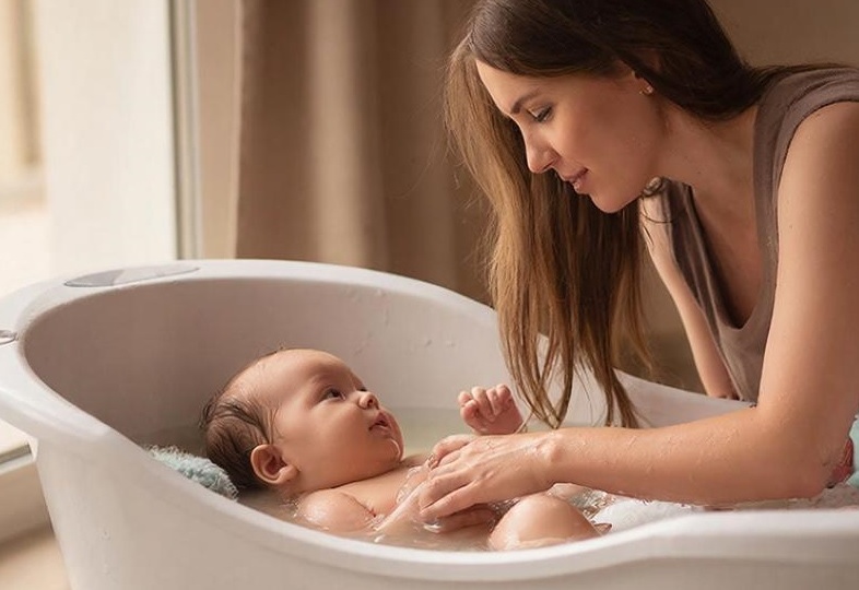 Уход за малышом с первых минут жизни