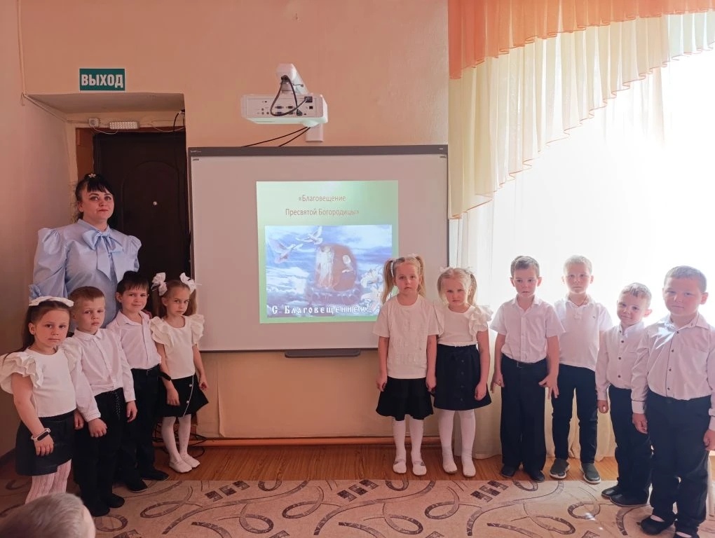    воспитанники старшей группы «Почемучки», воспитатель Елена Валерьевна Осипова Редакция газеты "Наш край"