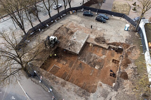    «Борьба с символами тоталитаризма». В литовском Шяуляе выкапывают останки советских воинов