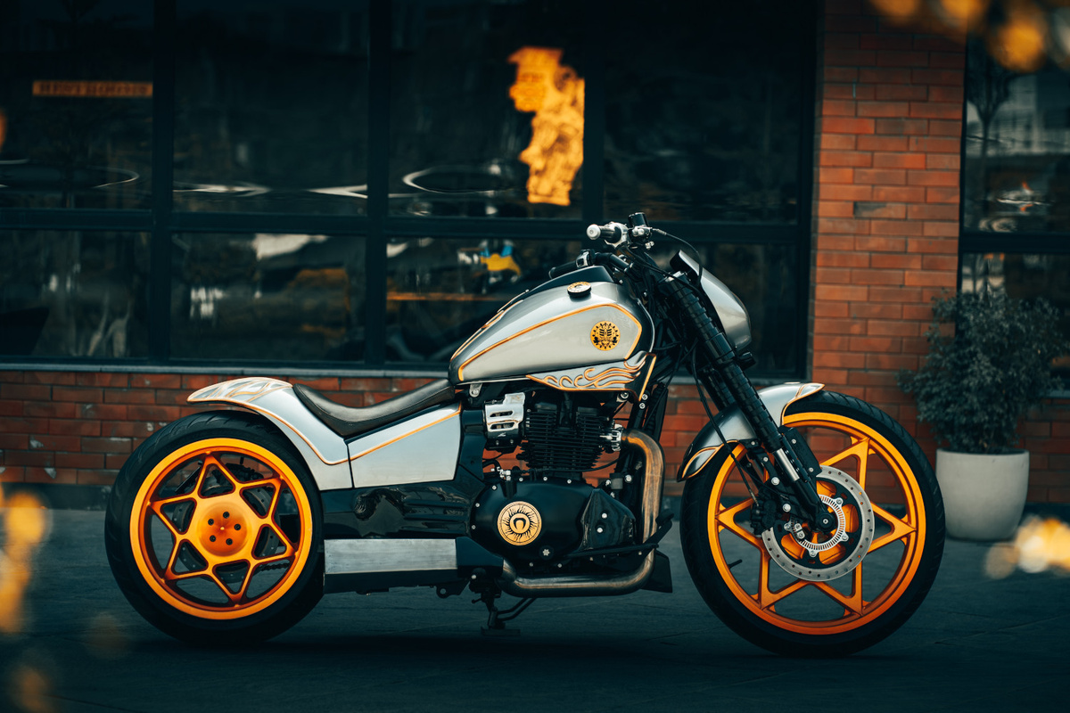 Royal Enfield Super Meteor 650