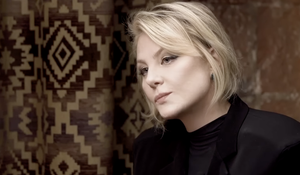    Рената Литвинова. Фото: Youtube / @sobchak