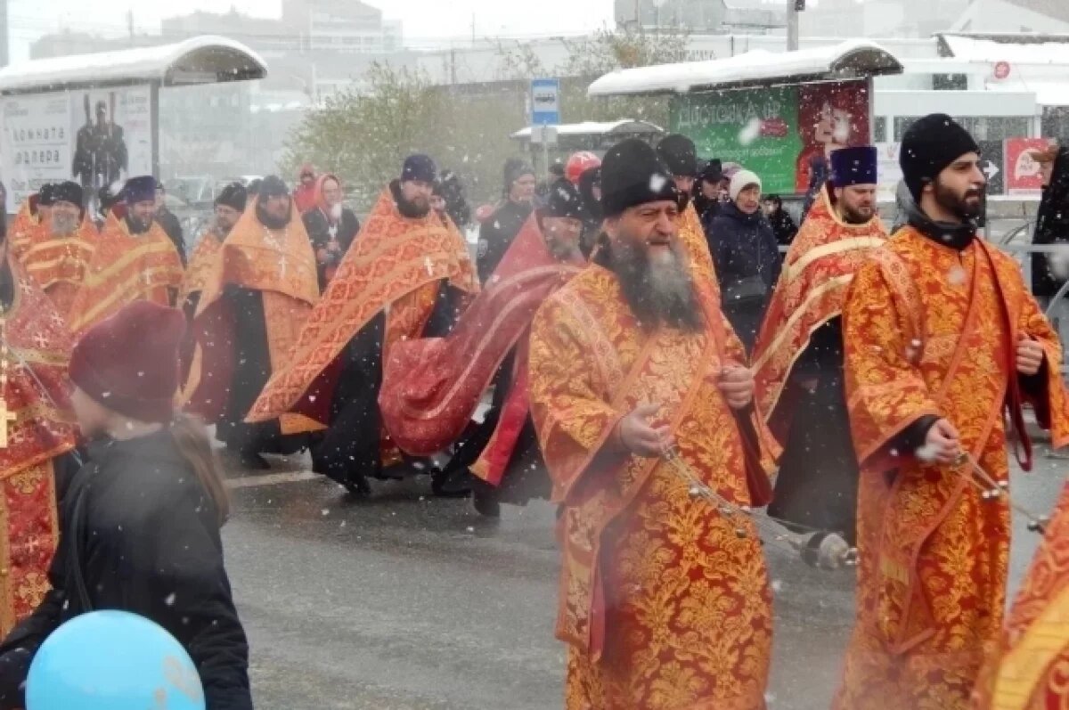    В Екатеринбурге перекроют дороги из-за пасхального шествия