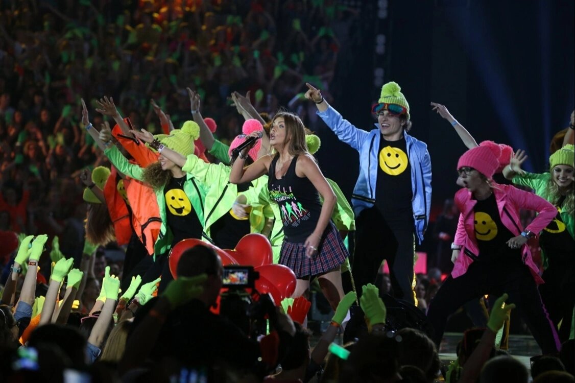 Фото с сайта МУЗ-ТВ/Группа «Вирус!» во время выступления, 2014 г.