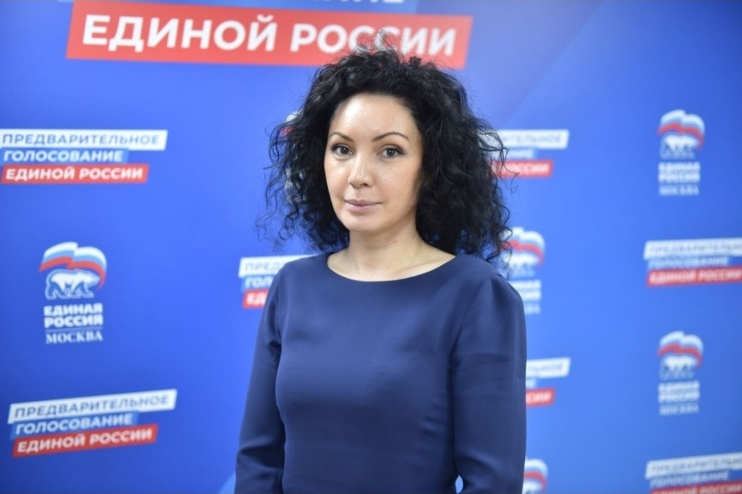 Руководитель комиссии по дорожно-транспортной инфаструктуре в МГД Сабина Алановна Цветкова