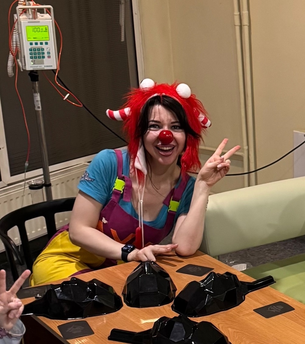 Клоун Луна, проект "Жёлтый чемоданчик" от РООИ "Творческое партнёрство"