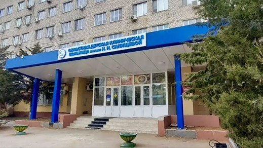 Минздрав рассказал о состоянии пострадавшей от собак маленькой астраханки