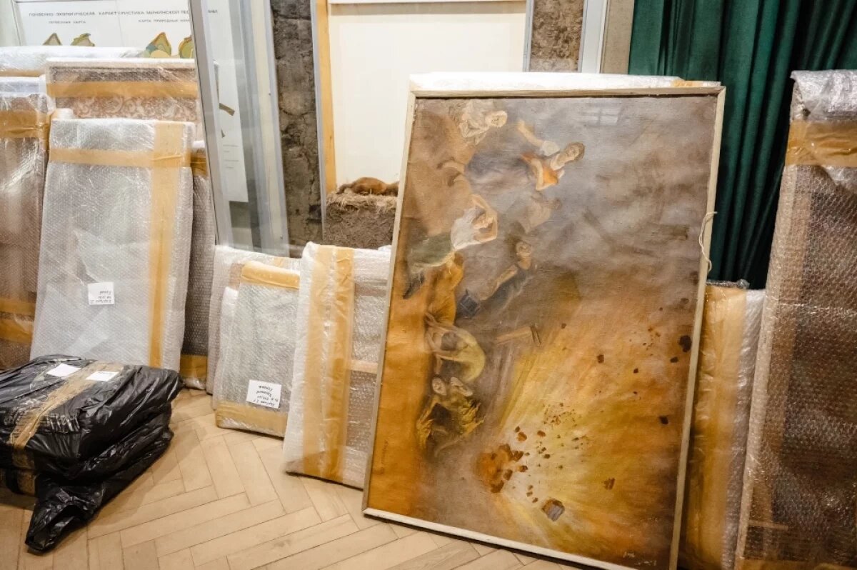    Фонды музея из Коренево перевозят в Курск для лучшей сохранности