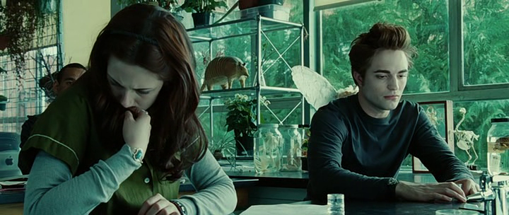 Кадр из фильма "Сумерки" (2008)