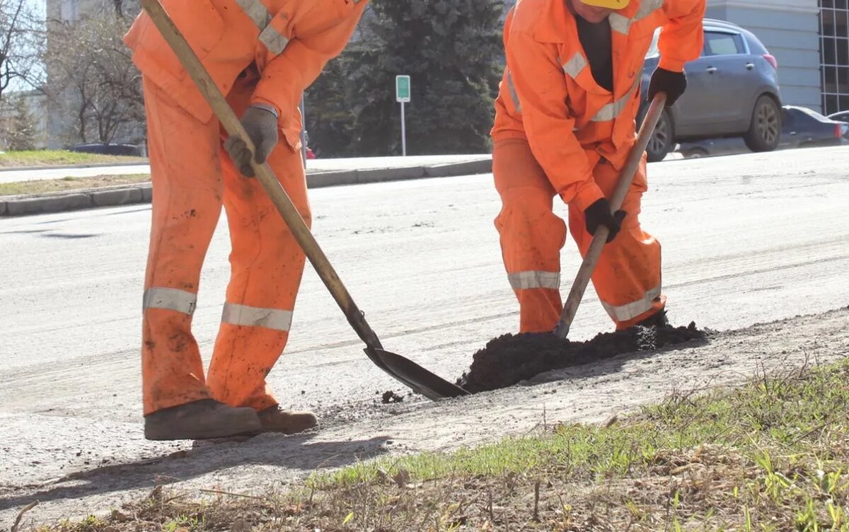    Дорожники Ижевска перешли на усиленный режим уборки улиц