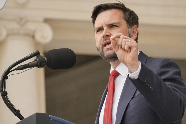 Ken Cedeno/Reuters   📷