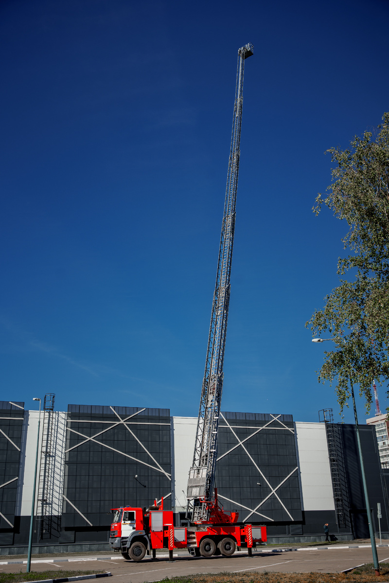 Автолестница пожарная АЛ-52 на шасси УРАЛ от Мега Драйв 