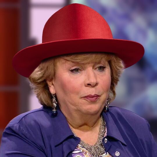 2 новые радости в жизни Ларисы Рубальской: сделали народной и появились новые метры жилплощади