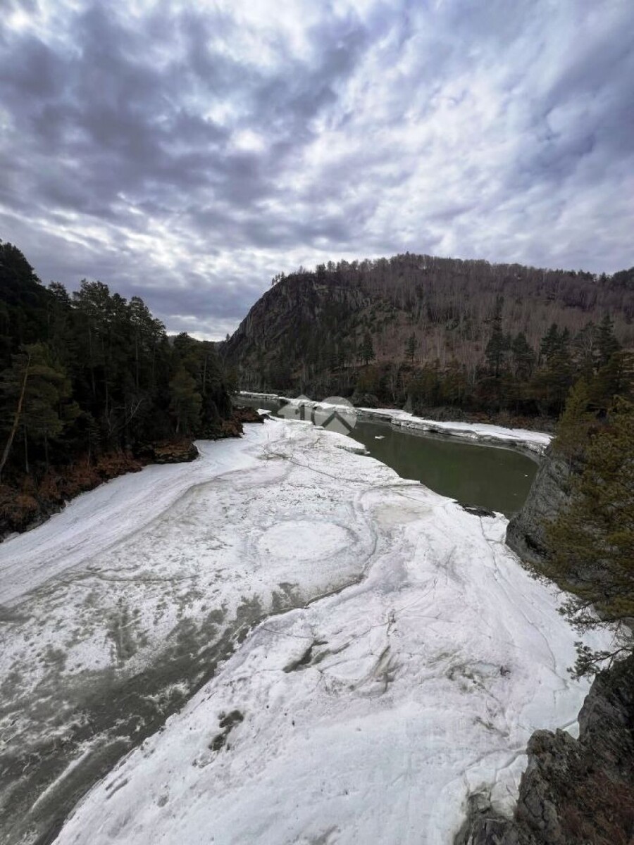    Турбаза находится в селе Чемал. Источник: cian.ru
