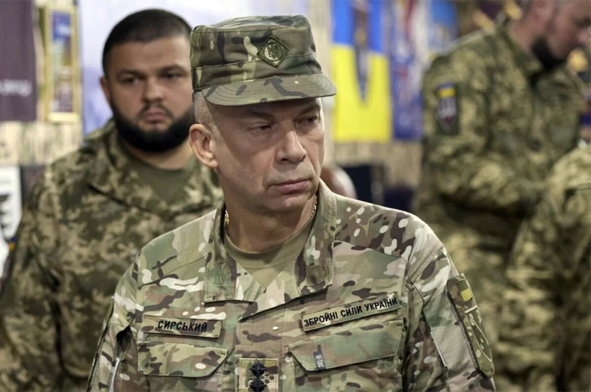    Визит главкома Сырского не сулит украинской армии ничего хорошего.