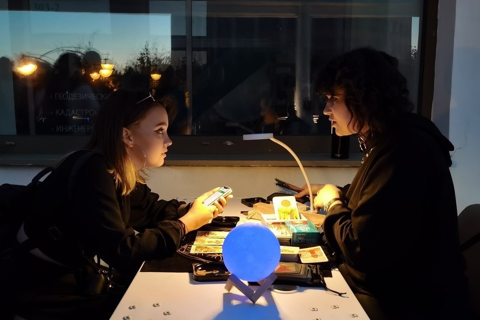    В комиссии РАН борются с лже-наукой, разоблачают прохиндеев и мошенников Алексей БУЛАТОВ