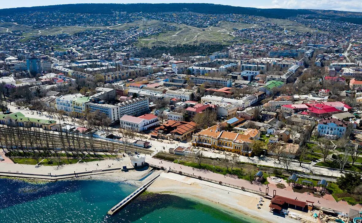    Источник: Феодосия Фото: Сергей Мальгавко / ТАСС. rbc.ru Евгений