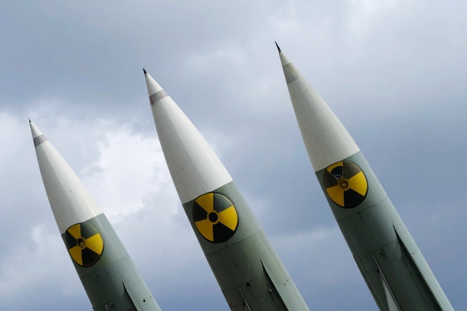    Евросоюз намерен обзавестись собственным ядерным оружием: Российская разведка вскрыла опасные планы. Фото: amine chakour/Shutterstock/Fotodom