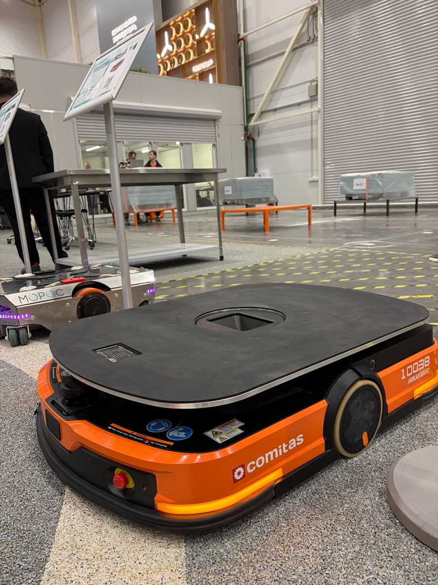 AMR-робот COMITAS