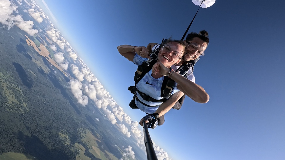 Она прыгула на нашей ДЗ больше 5 раз) скоро приедет на обучение