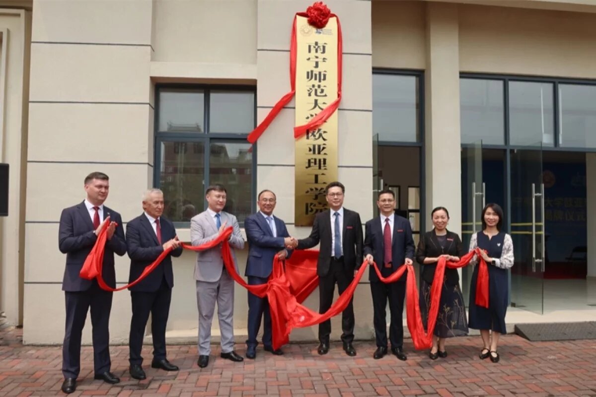     открытый источник