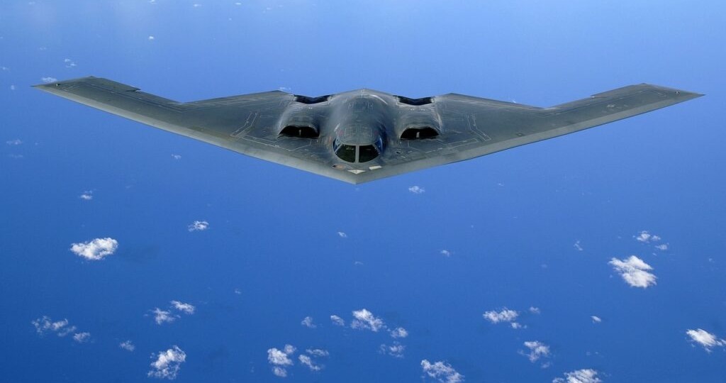 Пилоты ВВС США потеряли малозаметную высокоточную бомбу GBU-39 в Иране