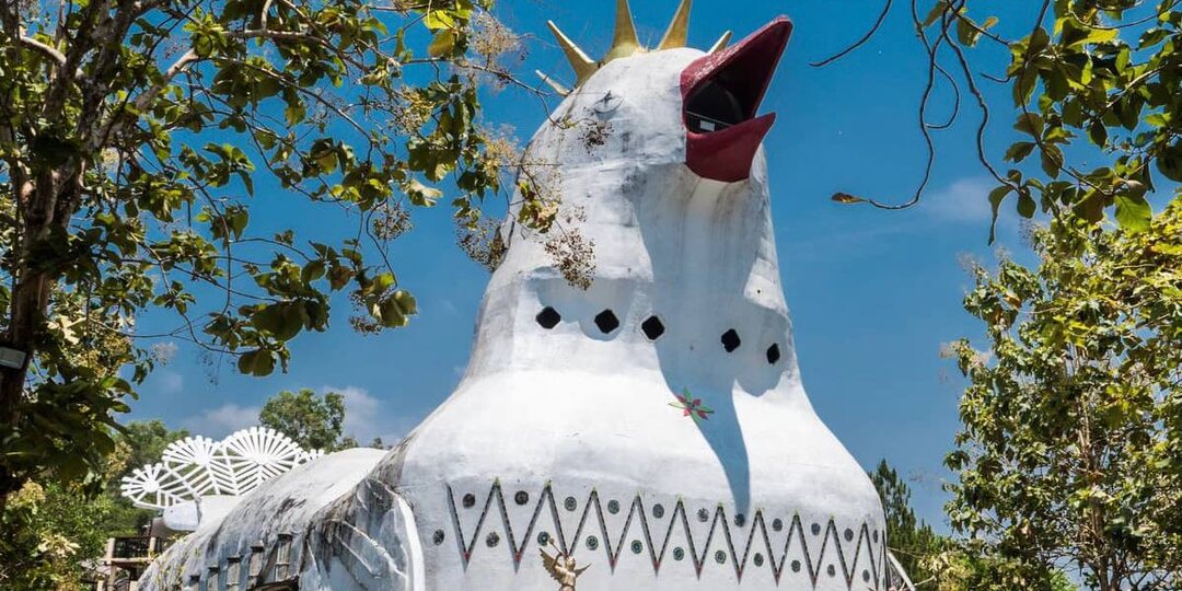 В храмовой архитектуре иногда тоже что-то идет не так