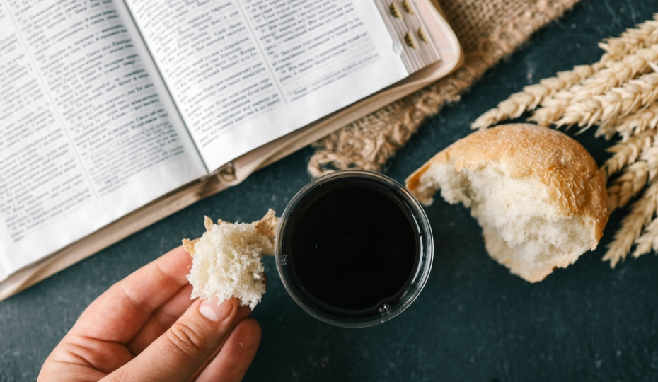 Чистый четверг в 2026 году: традиции, история, что можно и нельзя делать