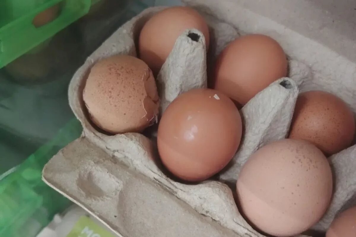    На продажу битых яиц в магазине пожаловалась жительница Минусинска