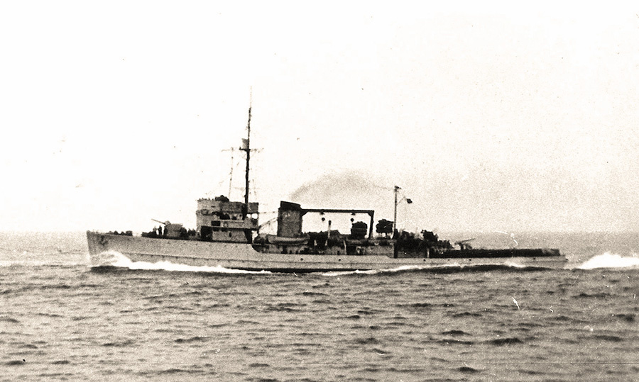 Тральщик М-20