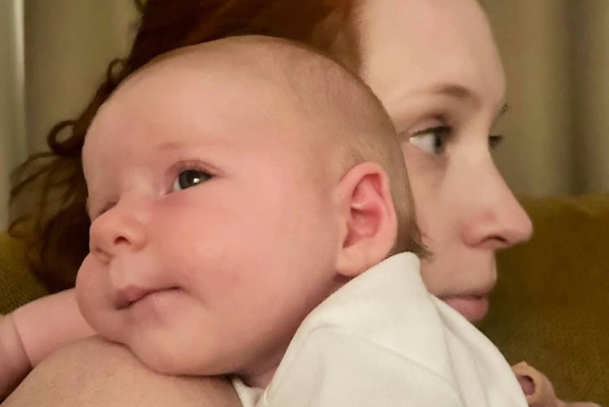     «Я родила Симу, знакомьтесь»: эмигрировавшая в Израиль телеведущая Ирина Шихман показала дочь