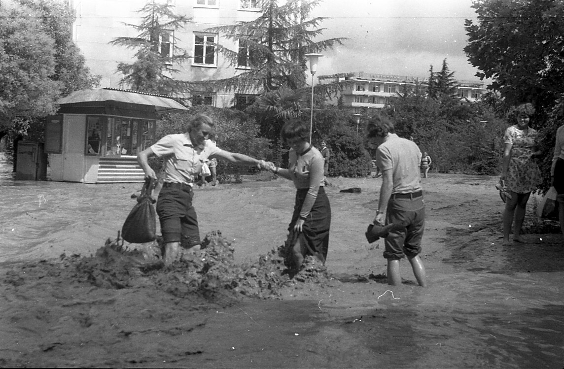 фото наводнения в Сочи, 1978 год. Источник: ВК ак. "Это Сочи, Детка!"