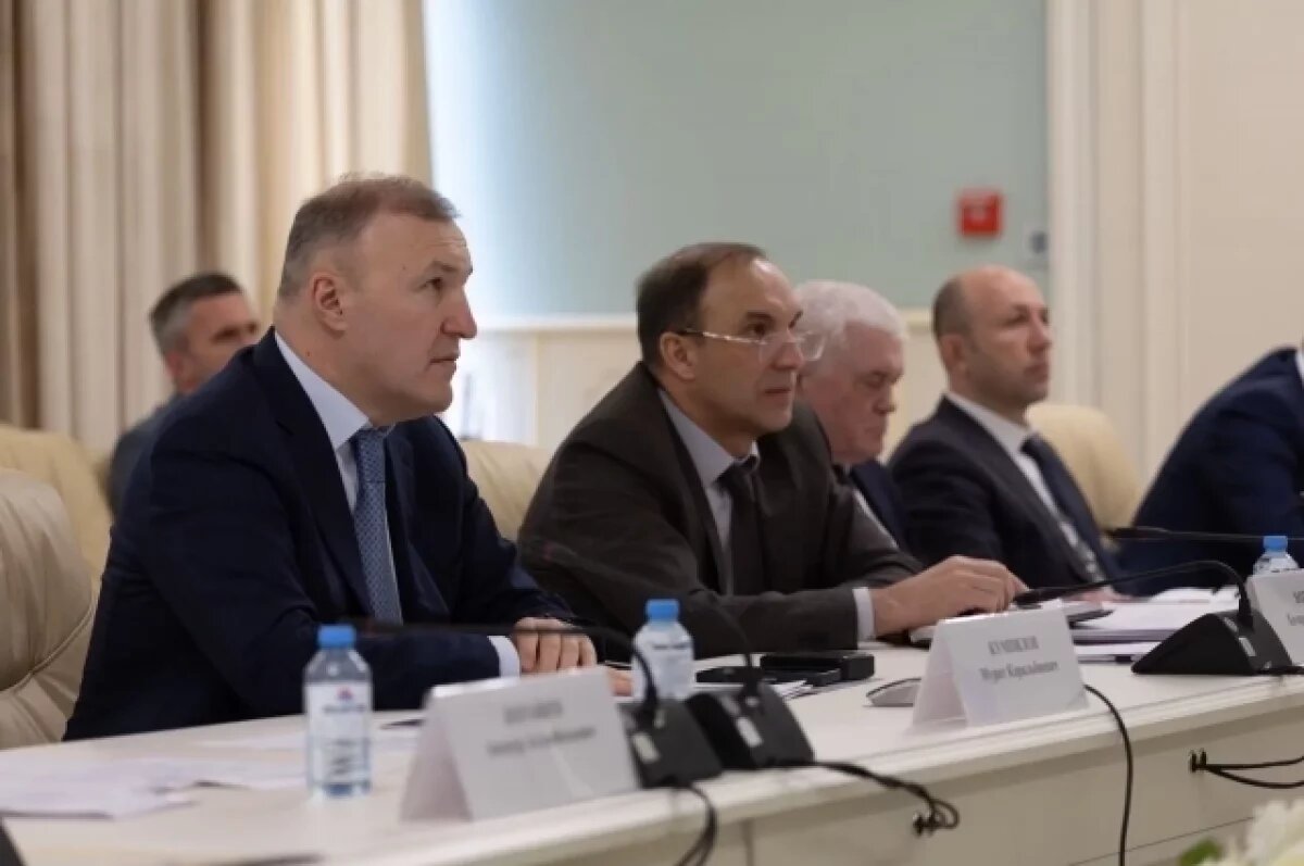    Кумпилов принял участие в заседании коллегии Минстроя и комиссии Госсовета