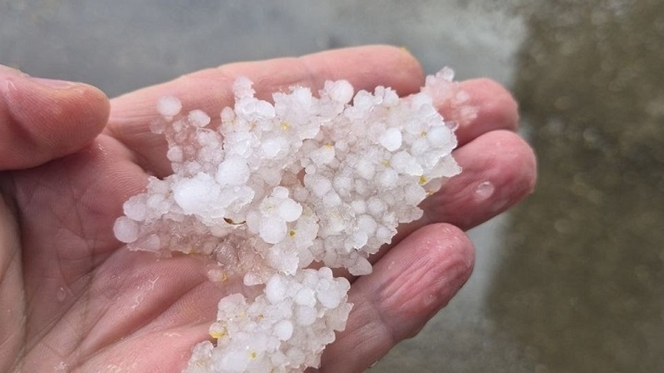 Весенние капризы: Апрель залил Краснодарский край дождями и ударил градом и снегом