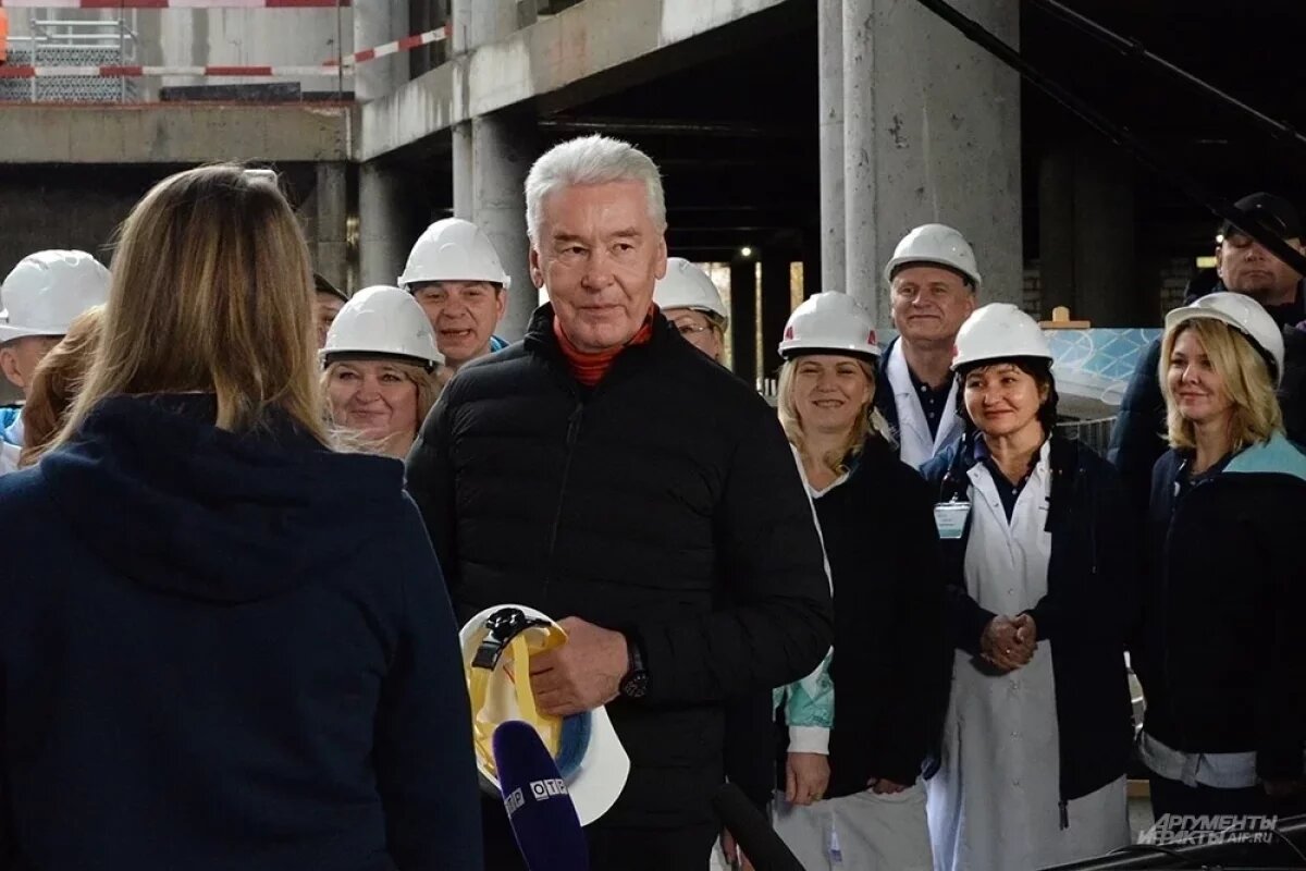    По словам Сергея Собянина, после запуска всей Троицкой линии у двух миллионов жителей появятся новые, более удобные и быстрые варианты поездок по городу.