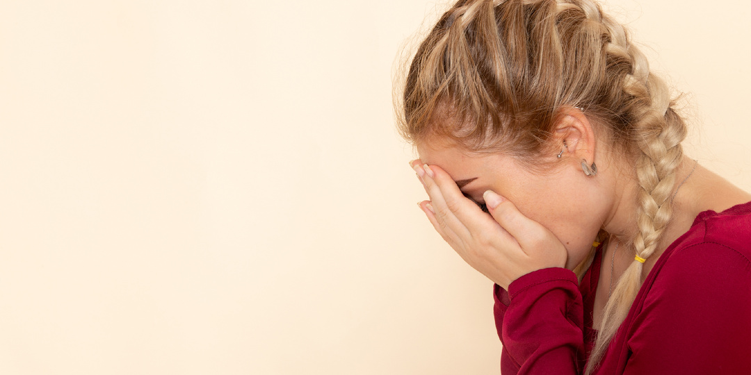 — Вы все врете, он не такой, — твердила она окружающим