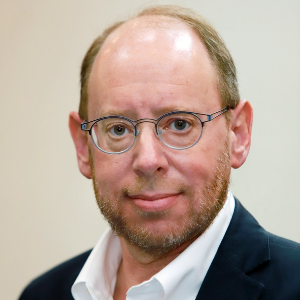 Дэвид Вайнберг, старший научный сотрудник Института национальной безопасности и сионистской стратегии «Мисгав»                                                                        https://mizrachi.org/wp-content/uploads/2019/09/David-M-Weinberg.jpg