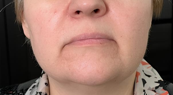 Каждая клиентка 50-60+ в восторге: решаем проблему опущеных уголков губ обычным карандашом