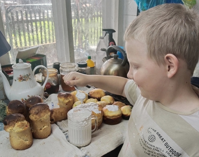 Кулинар на минималках, пардон за фон, другого нет)))  