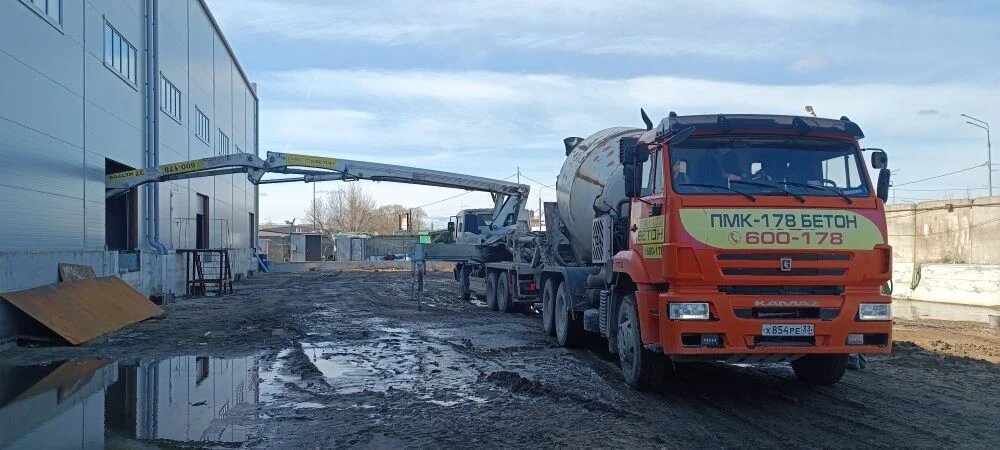 Заливка бетона компанией ООО "ПМК 178 Бетон" г. Владимир в Лакинске