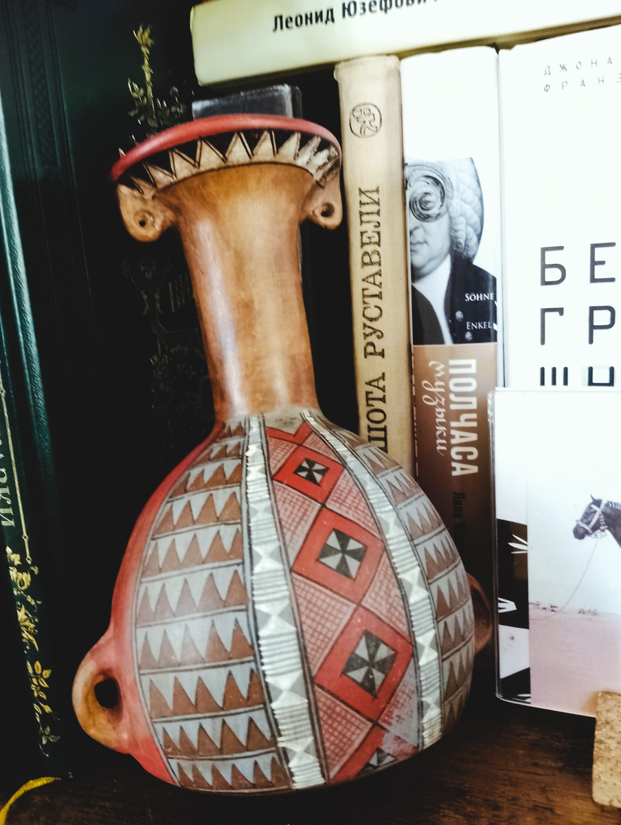 Подвесной кувшин, Африка. Фото моё.