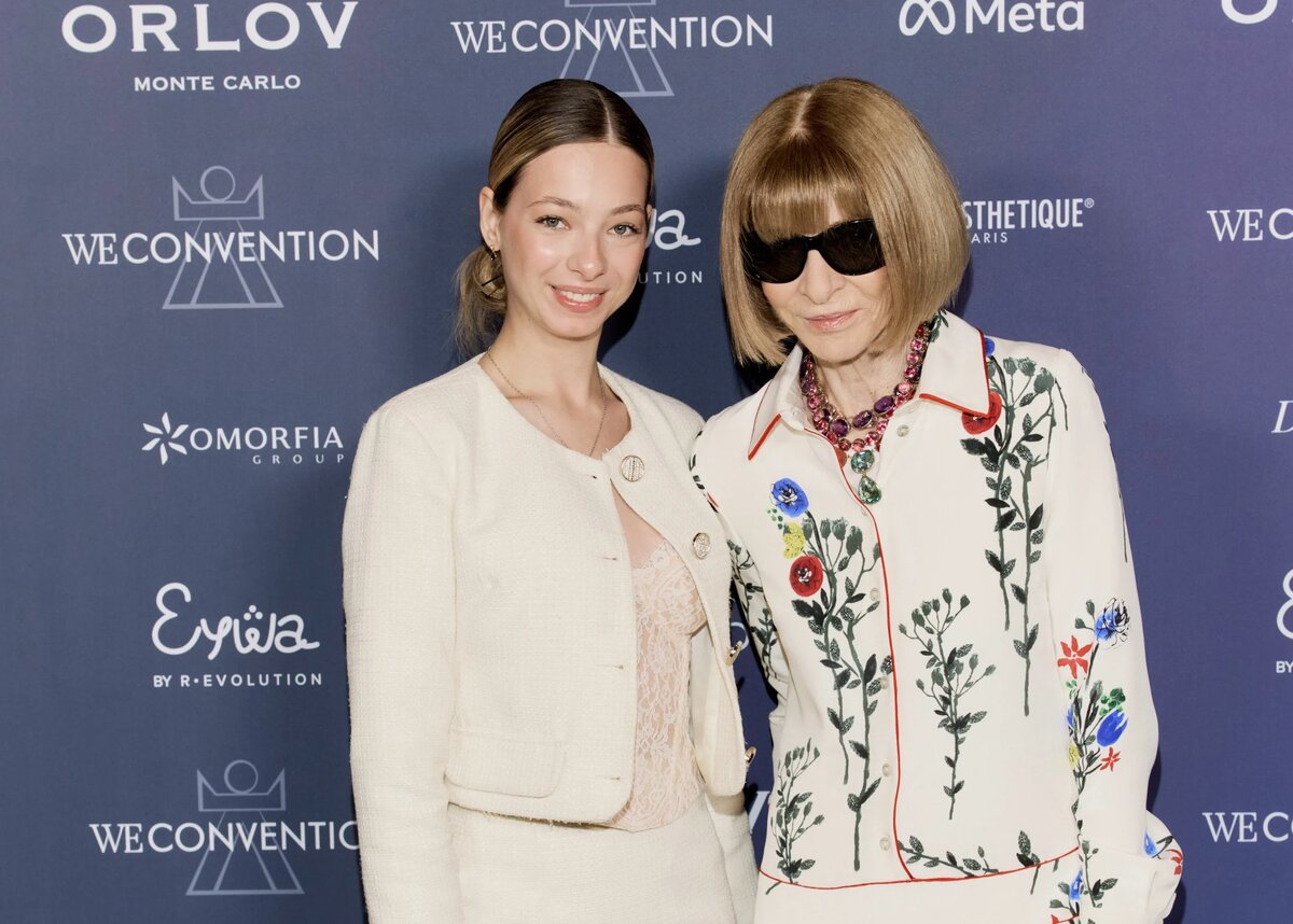     редактор светской хроники PEOPLETALK Елизавета Лесюк и Анна Винтур Татьяна Коноваленко