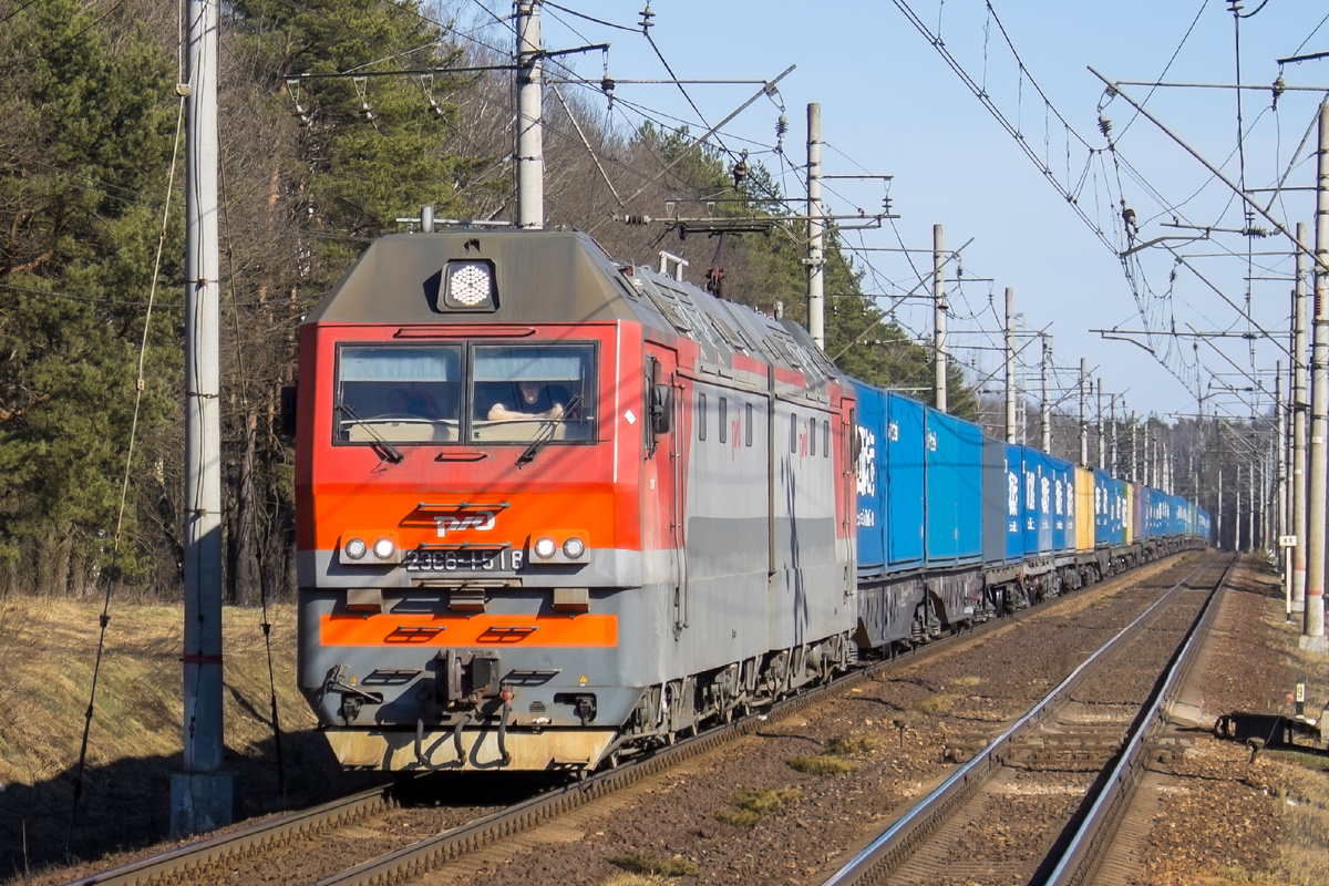 Электровоз 2ЭС6-1518 "Синара" с контейнерным поездом
