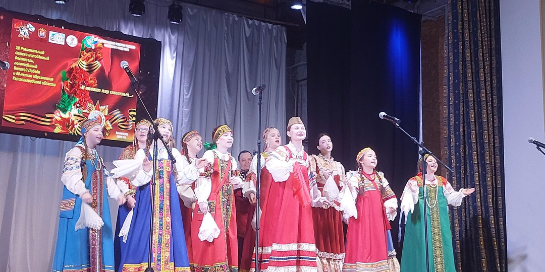 В Калининграде дан старт XII региональному детскому и молодёжному Фестивалю «И помнит мир, спасённый...»