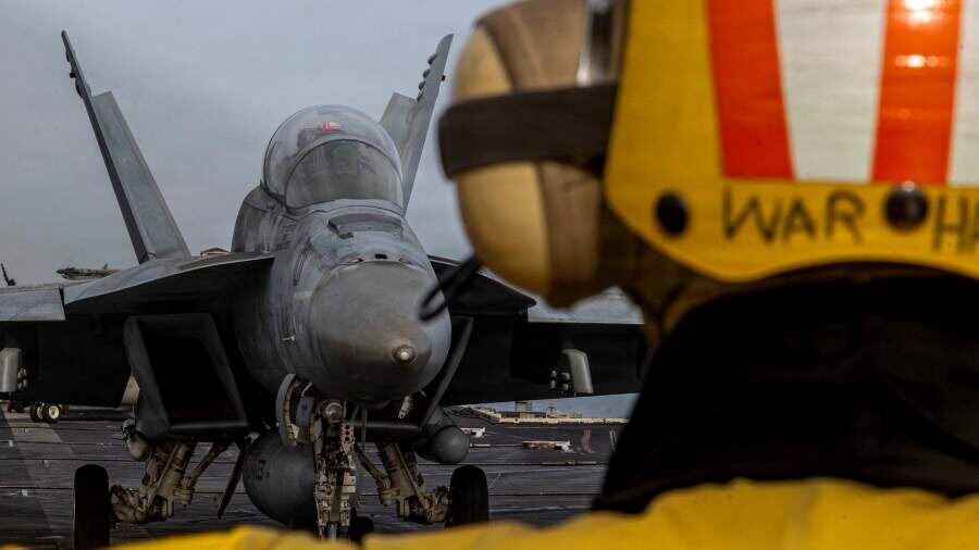    Фото: U.S. Navy/Handout via REUTERS