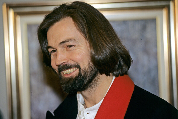    Никас Сафронов в 1996 году / Юрий Сомов/РИА Новости