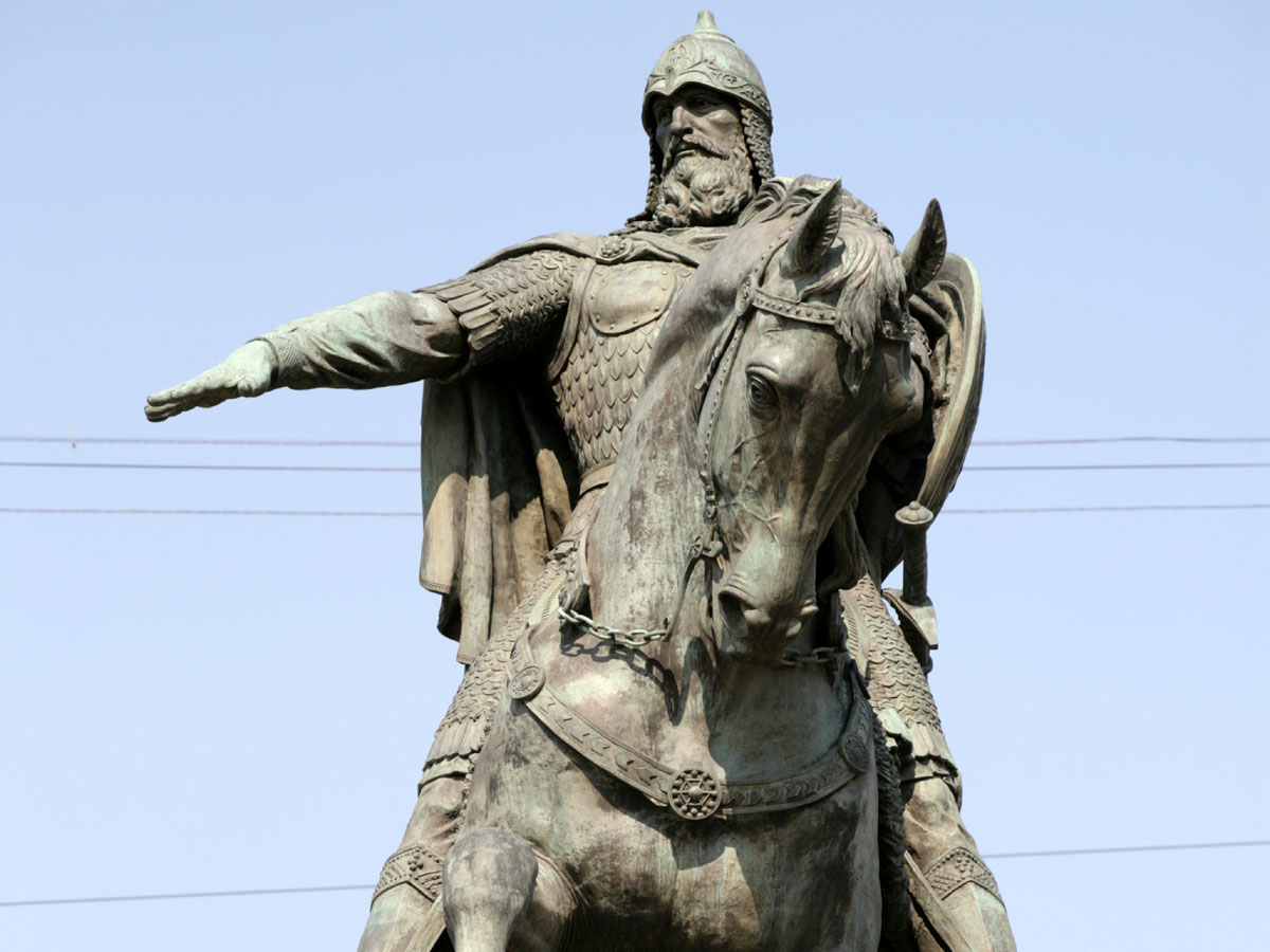 Памятник Юрию Долгорукому.Из свободных источников интернета