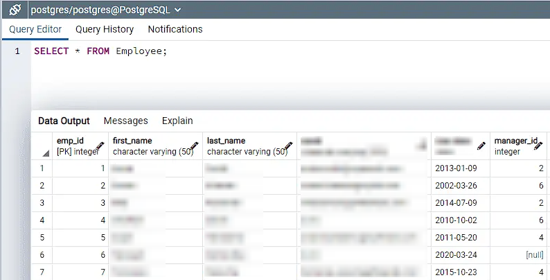 При обновлении статуса и получении нового сообщения в мессенджере Пинкит проверяет, что это сообщение из переписки, получает необходимые данные и создает новые строки в таблице PostgreSQL.